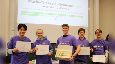 So sehen Mathe-Cracks aus: Das Gewinnerteam vom MTG, das in der Kategorie Junior international den herausragenden Platz 6 errang. (Foto: Maria-Theresia-Gymnasium)