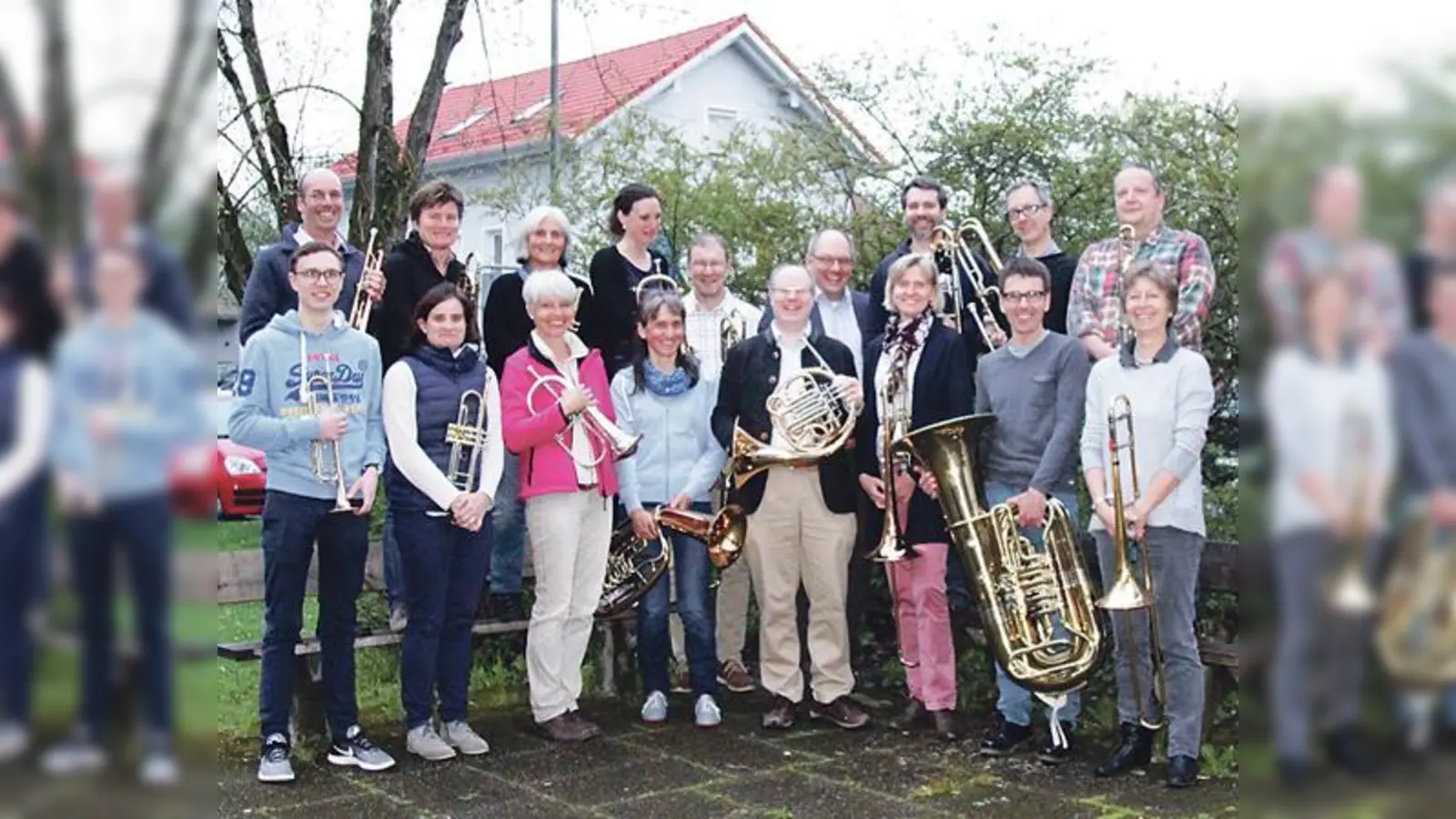 High-Spirit-Brass: das 16-köpfige Ensemble des Posaunenchors Ebersberg spielt am Sonntag auf.      (Foto: J. Schönwälder)