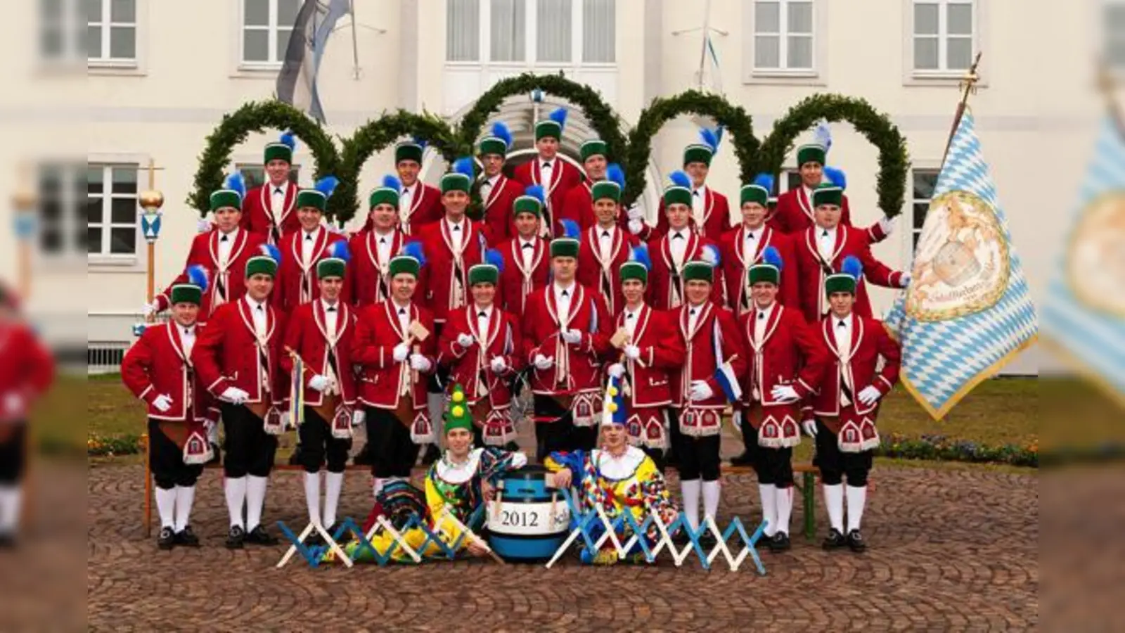 Sind nur alle sieben Jahre zu sehen: Schäfflertänze im Landkreis.	 (Foto: VA)