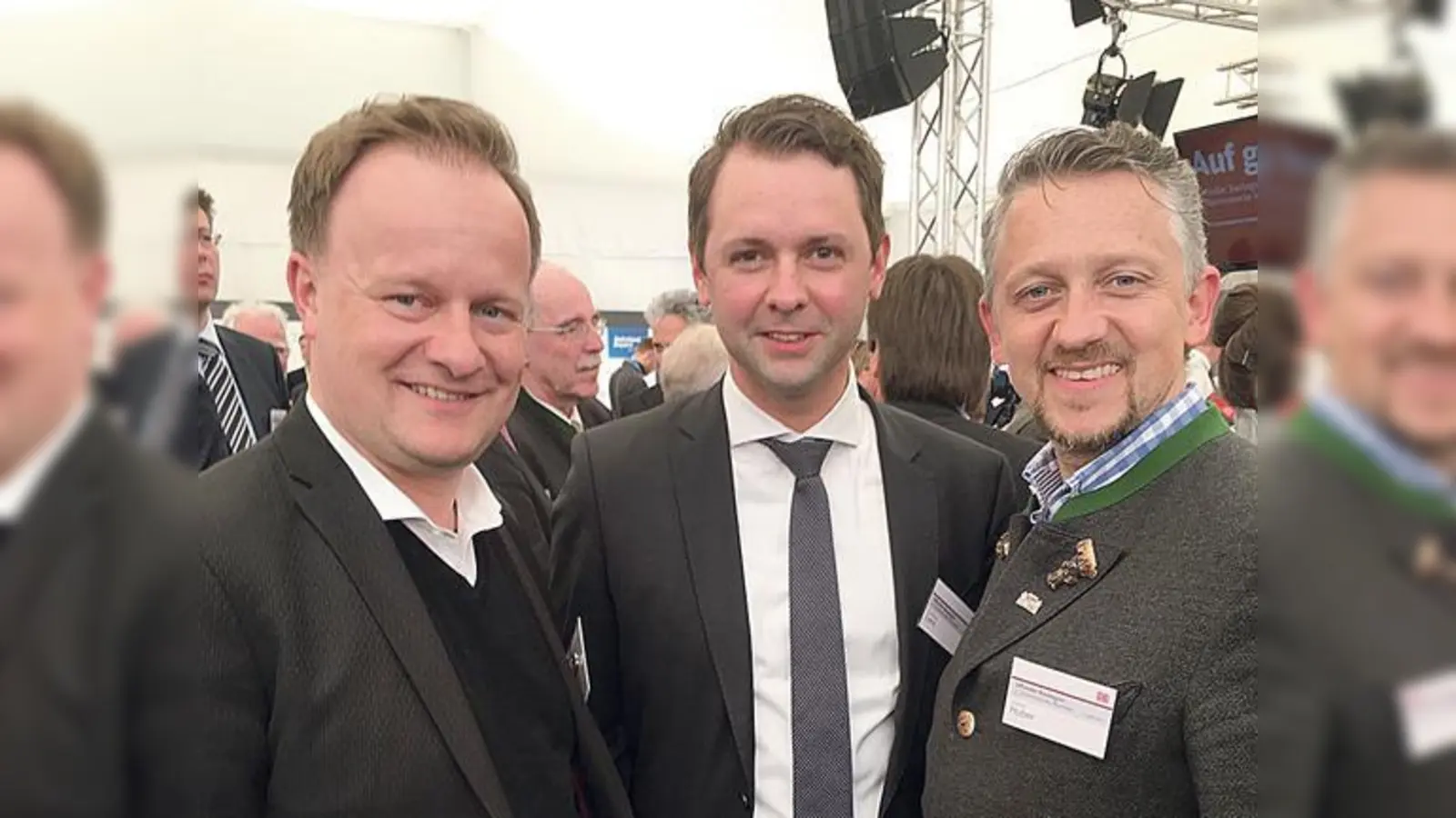 Robert Niedergesäß, Andreas Lenz und Thomas Huber (v. li.) beim symbolischen Spatenstich  in München.	 (Foto: MdB)