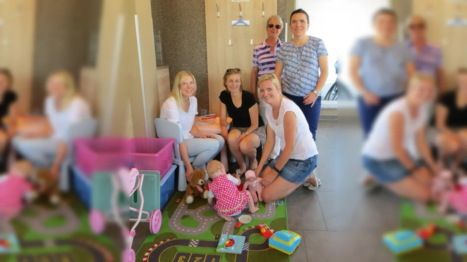 Das T.EE (Team engagierter Eltern im Bündnis für Familie) im Cafe Ihle. (Foto: pi)