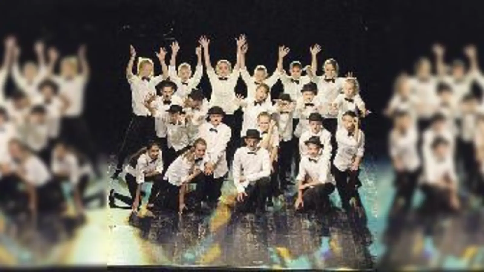 Das Tanzprojekt des Gymnasiums verband die Inszenierung von Personen und Ereignissen.	 (Foto: OMG)