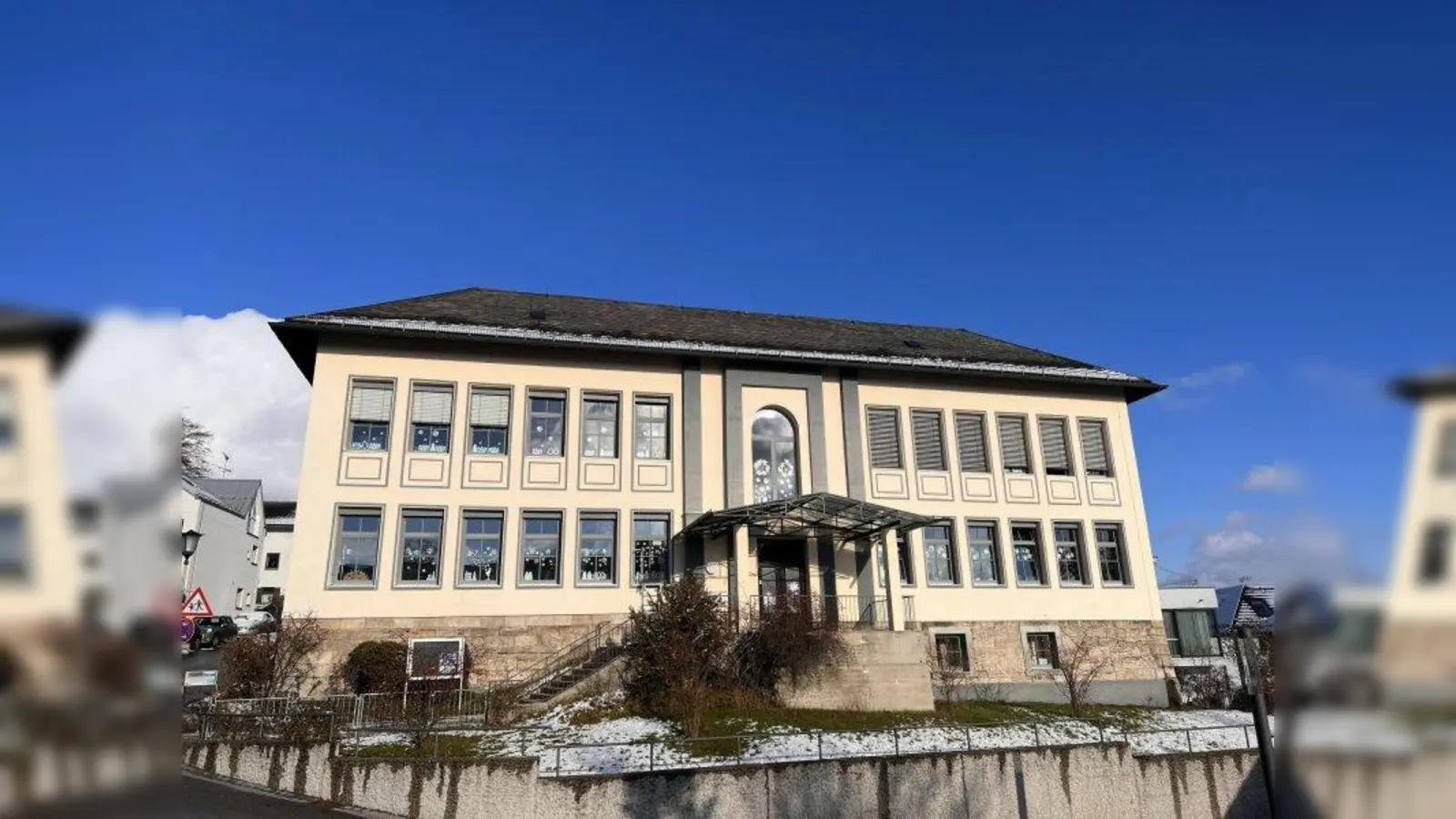 Bald heißt es Abschied nehmen: Starnbergs älteste Schule, die Schlossbergschule, platzt aus allen Nähten und wird modernen Anforderungen nicht mehr gerecht. (Foto: Hauck)