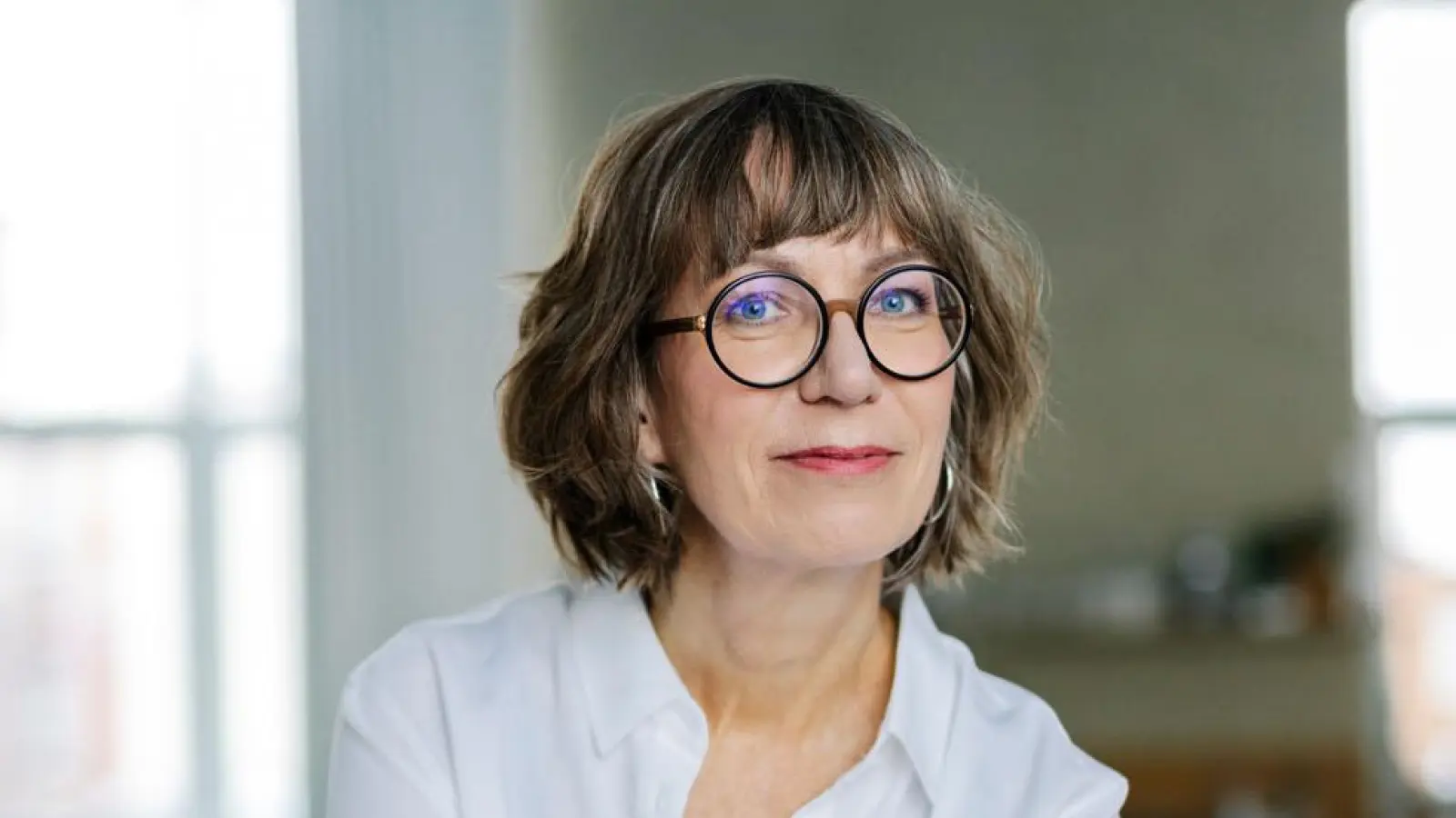 Tanja Weber präsentiert ihr frisch erschienenes Buch „Unter dem Moor“ im bosco. (Foto: Paula Winkler)