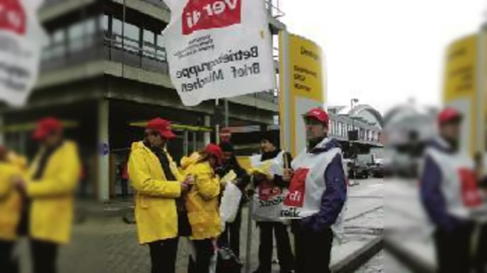 Sie lassen sich nicht ins Posthorn jagen: Die Mitarbeiter des Gelben Riesen kämpfen um ihre Rechte.	 (Foto: Verdi)