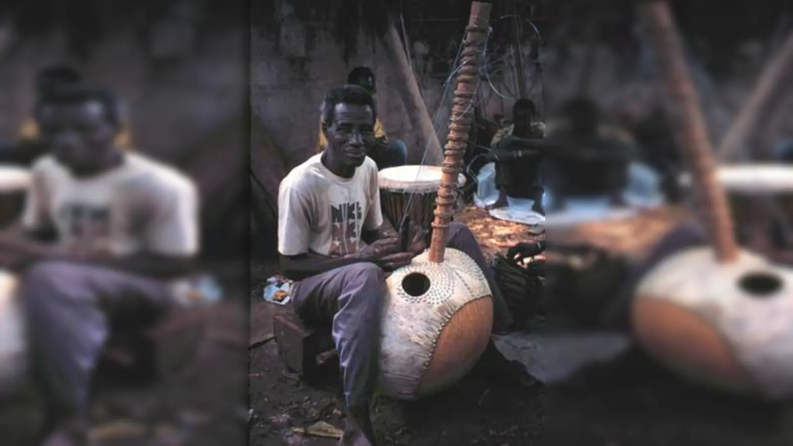 Kora ist das traditionelle Musik Instrument der Mandinka. (Foto: atamari)