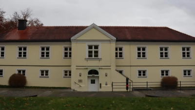 Im ehemaligen Gärtnerhaus befindet sich das Schlossmuseum, in dem die Sonderausstellung gezeigt wird.  (Foto: mha)