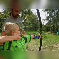 Jugendliche ab der 5. Klasse können kostenlos Bogenschießen ausprobieren. (Foto: Echo e.V.)