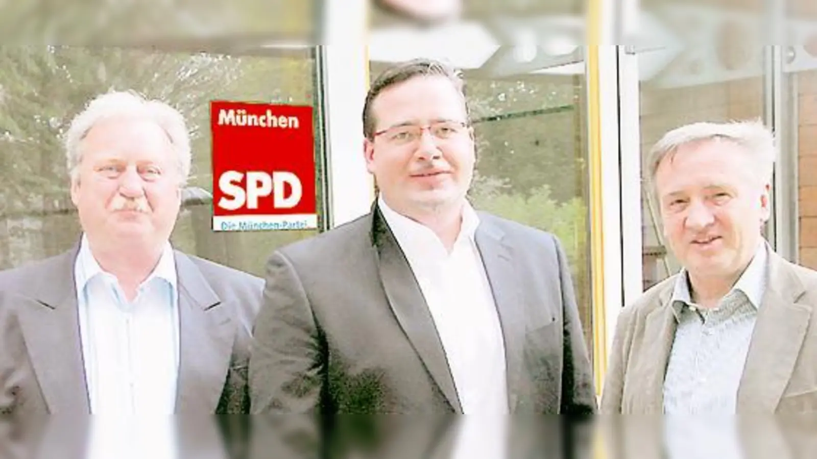 Alter, neuer und stellvertretender Fraktionssprecher der SPD im BA Bogenhausen: Dr. Bernd Olma, Peter Scheifele, Wolfgang Helbig (v. li.)  (Foto: Privat)