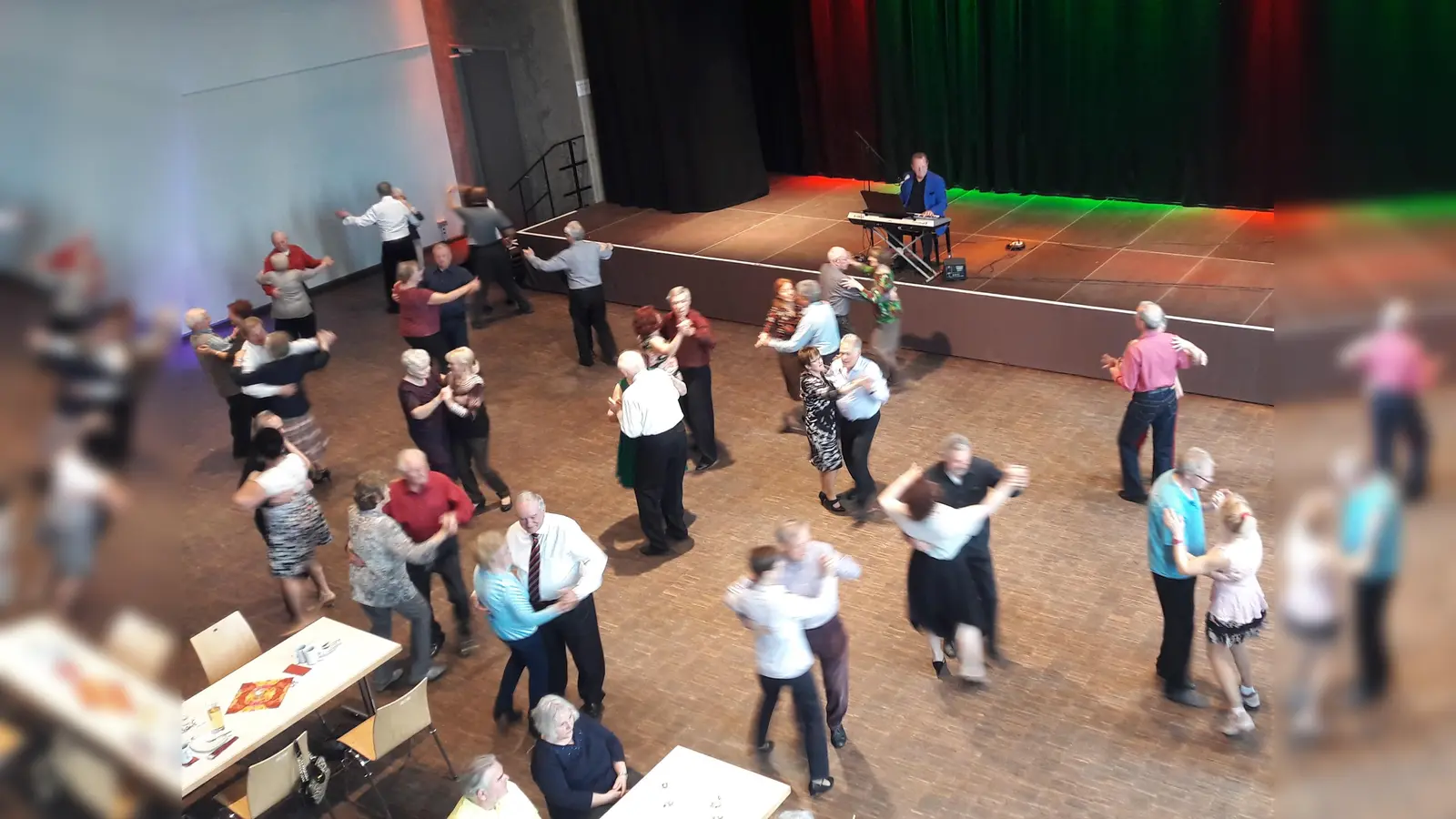 Zum Tanztee lädt wieder die Alzheimergesellschaft und die Nachbarschaftshilfe herzlich ein. (Foto: AGLM)