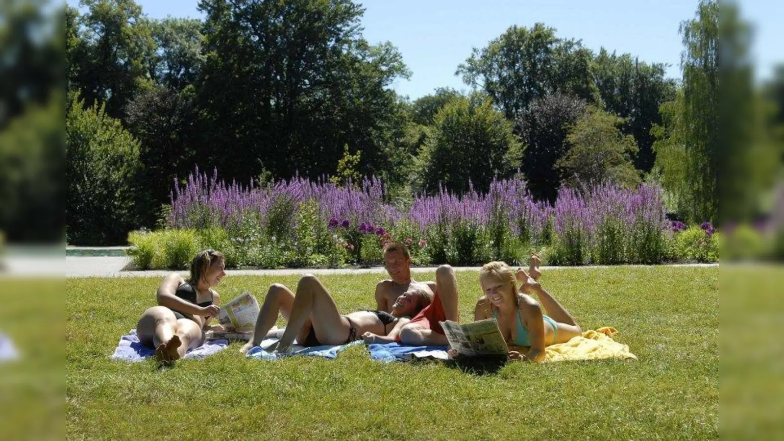 Das Naturbad Maria Einsiedel hat eine große Liegewiese. (Foto: SWM / Denise Krejci)