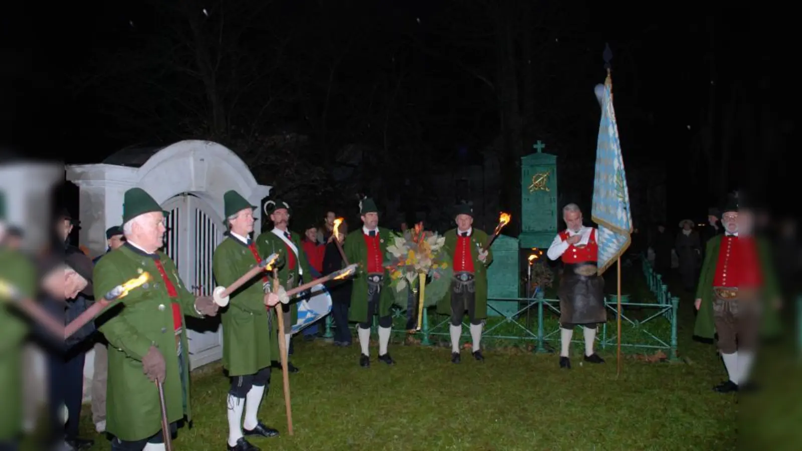 Am Denkmal wird alljährlich von der Historischen Gruppe ein Kranz niedergelegt. (Foto: Aigner)