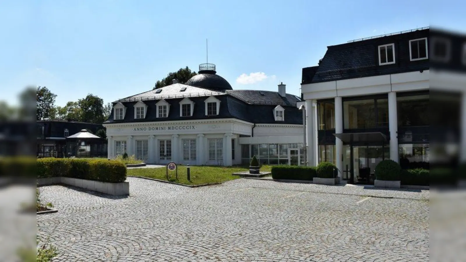 Aus der Villa de Osa und Neubauten werden Wohnungen. (Foto: Hauck)
