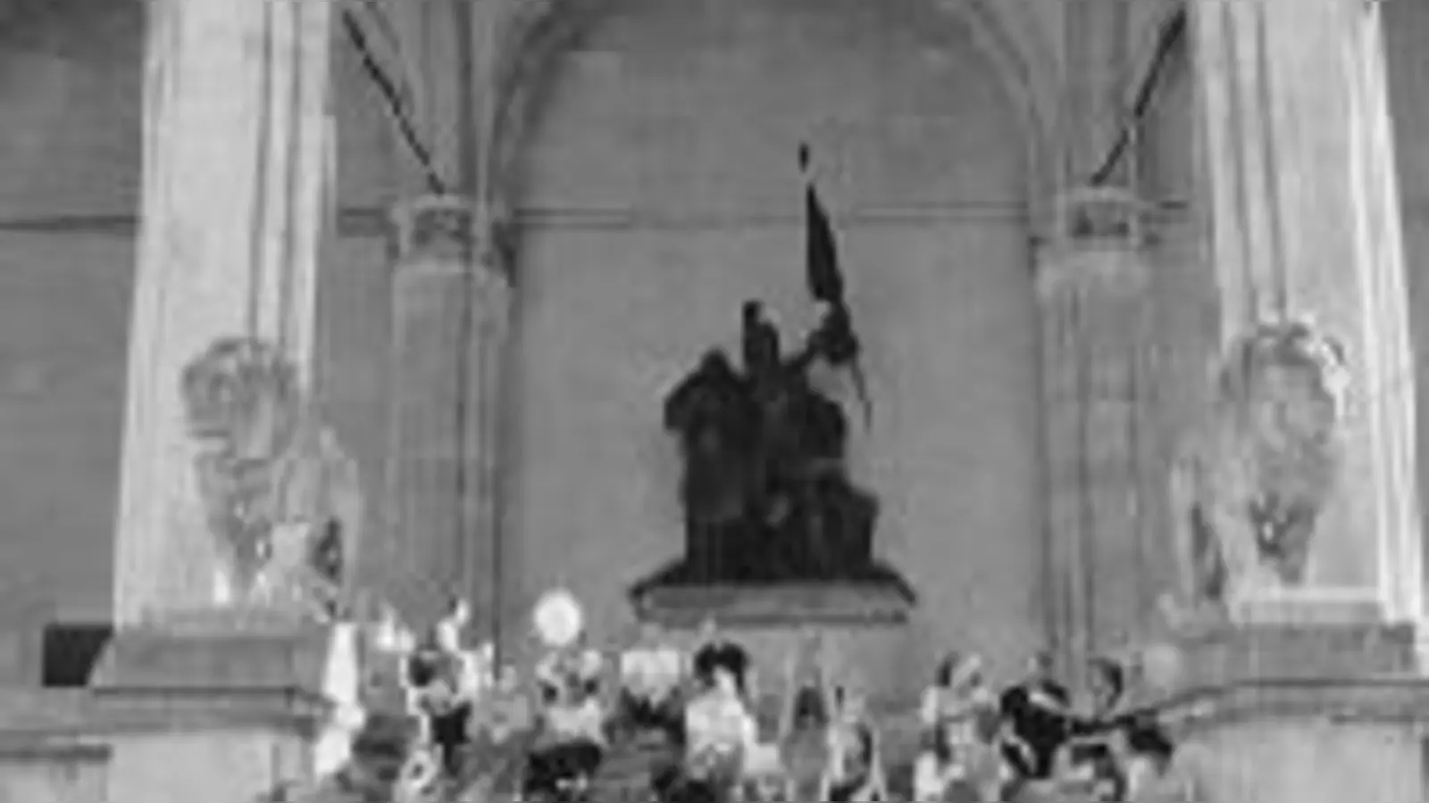 Partystimmung an der Feldherrnhalle zum Geburtstag der Stadt.  (Foto: Ingrid Grossmann/FVAmuc)