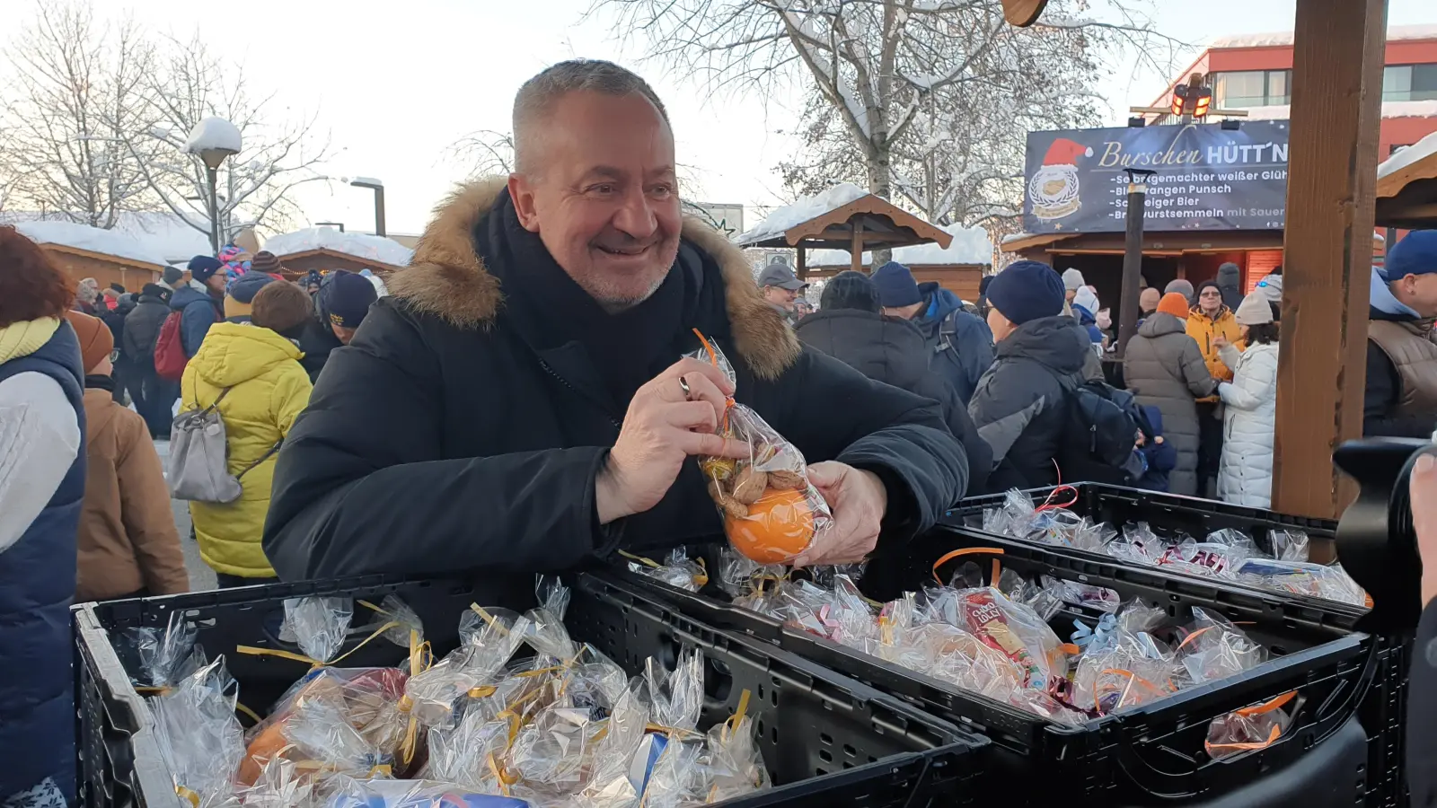 Der Poinger Christkindlmarkt findet wieder am 1. Adventswochenende statt.  (Foto: T. Schächtel)