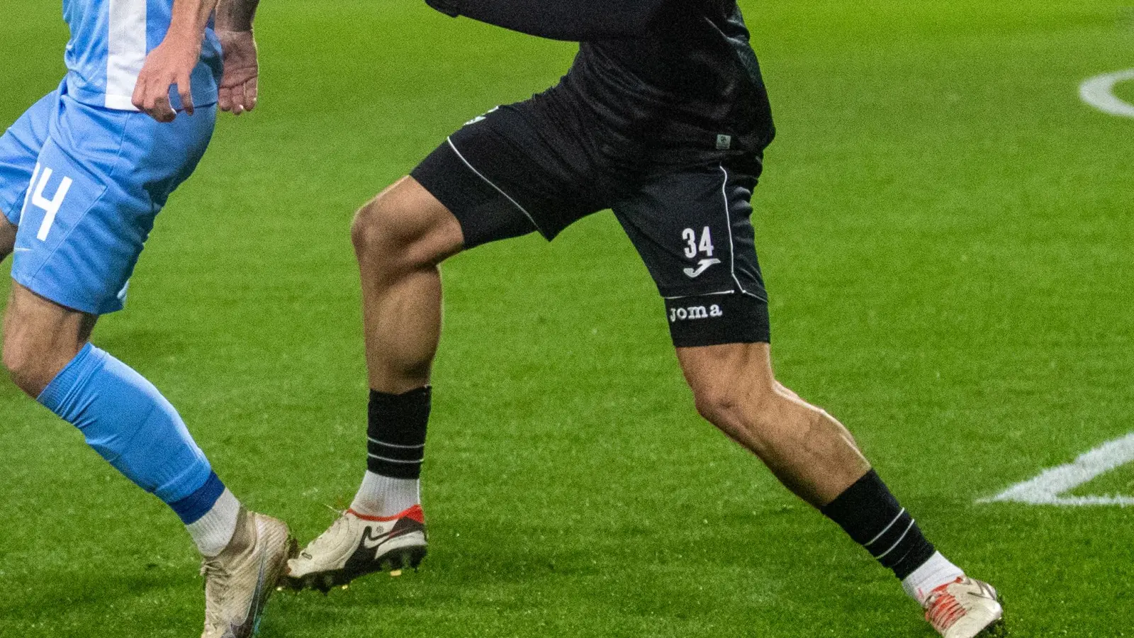 Neuer Ausrüster der Sechzger: Joma Sport. (Foto: Anne Wild)