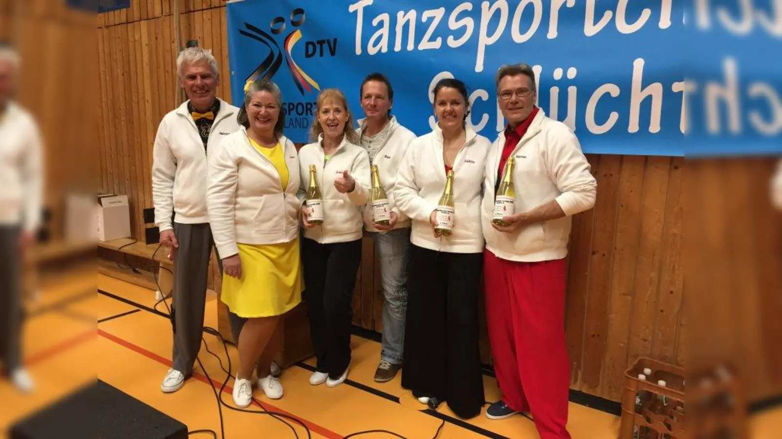 Freuten sich über ihre Erfolge (von links): Adrian und Sabine Beichl, Irmi Englmaier und Rico Ansorge sowie Sabine Eichmüller und Marcus Hirschbeck. (Foto: Sabine Beichl)