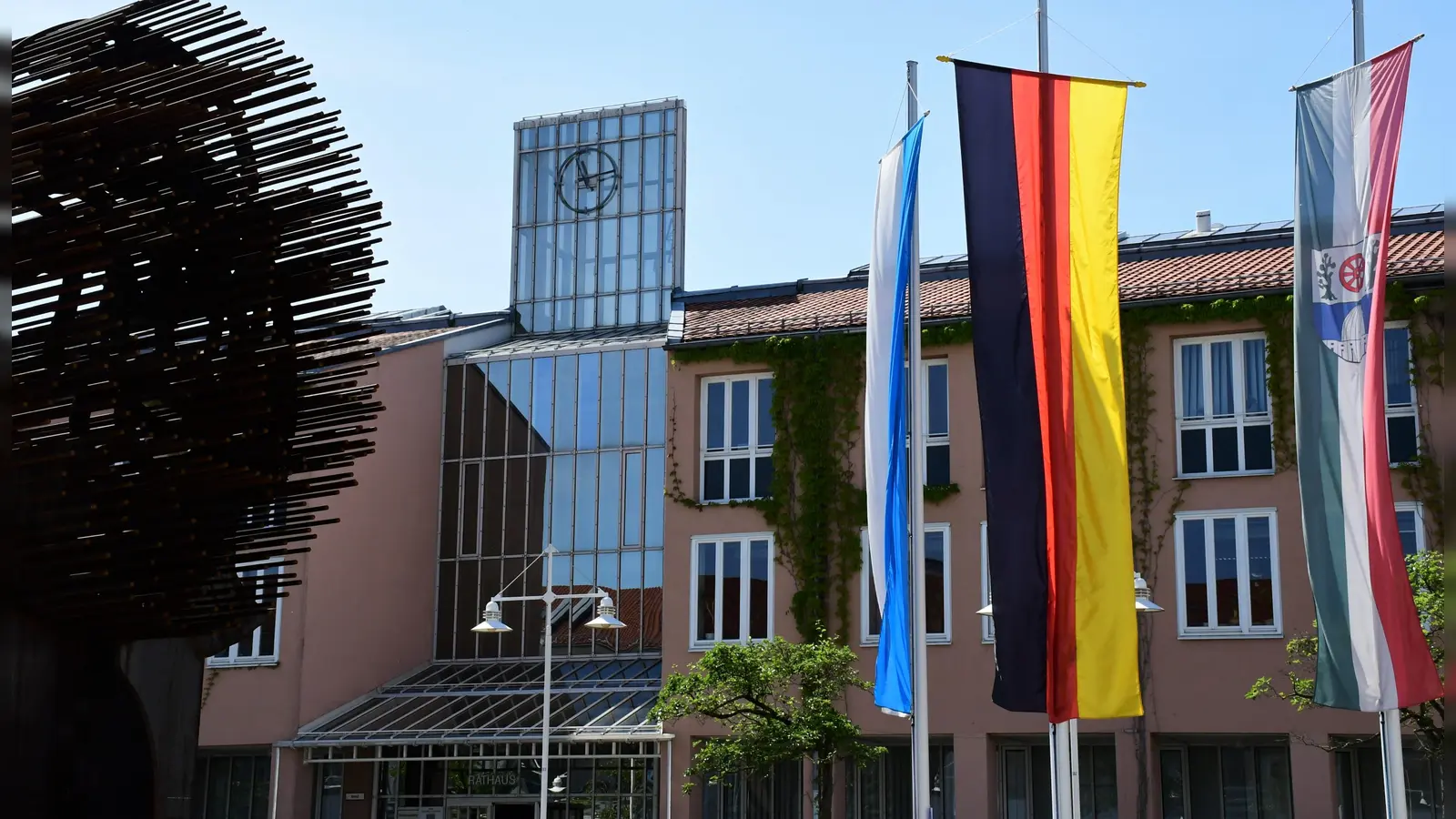 Am Brückentag bleibt das Rathaus geschlossen.  (Foto: Gowirich)