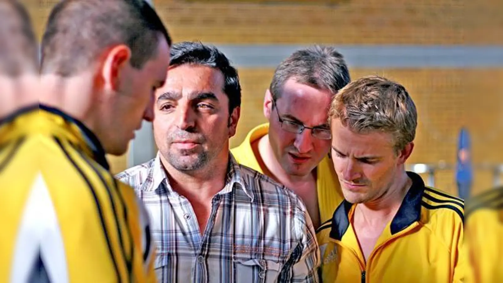 Der Coach Yusuf Güngörmüs bei den letzten Vorbereitungen.	 (Foto: Verein)