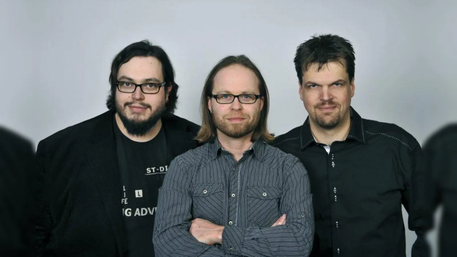 „M.T.M. Wurzelwasser”: die drei Musiker präsentieren bayerischen Austropop. (Foto: Fotohaus Zacharias Regensburg)