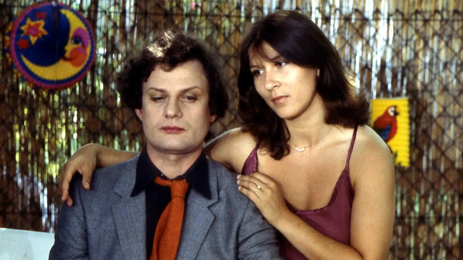 Volker Spengler und Isolde Barth in dem Spielfilm "In einem Jahr mit 13 Monden". (Foto: Studiocanal)