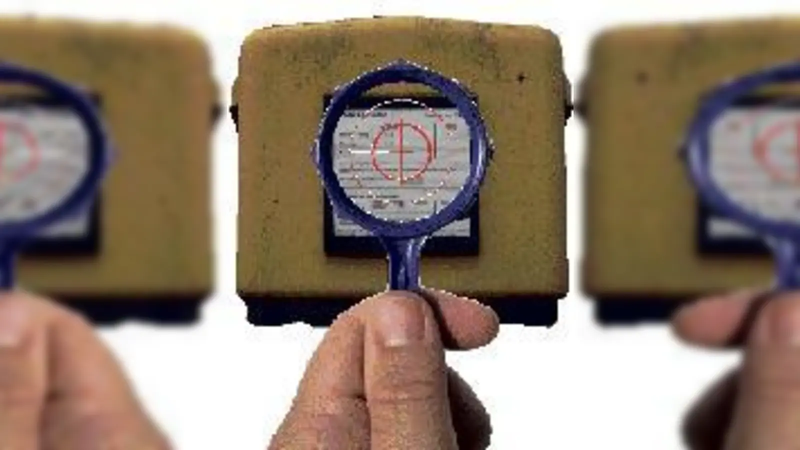 Die Deutsche Post im Fadenkreuz der  (EU.Collage: clash)