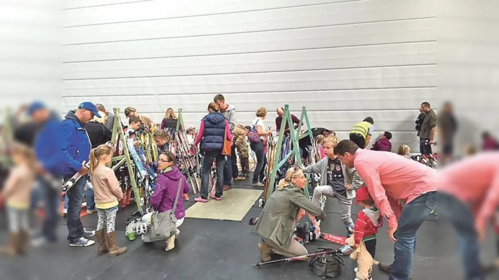 Ob Ski, Schlittschuh oder Zubehör: In der Faganahalle gibt es am 21. Oktober eine große Auswahl.	 (Foto: VA)