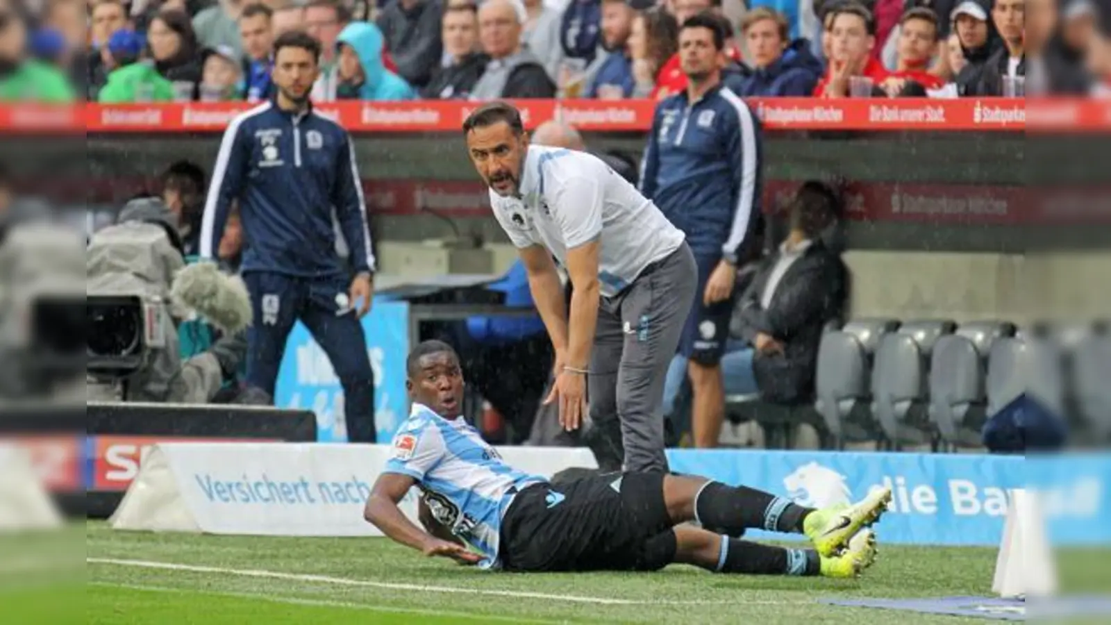 Ausgerutscht im letzten Heimspiel: weißblaue Schrecksekunde.  (Foto: Anne Wild)