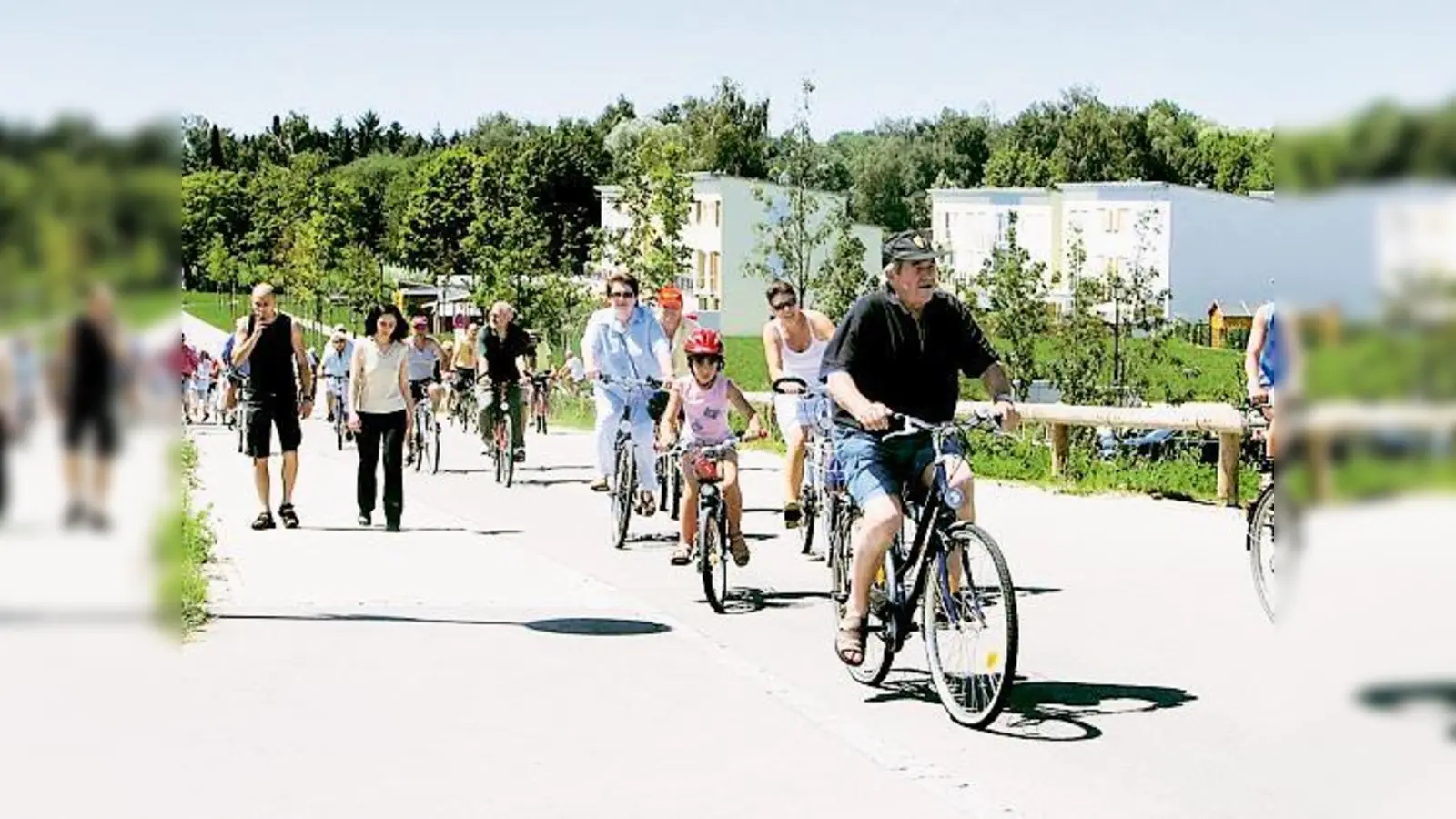 Radelnd Bauvorhaben diskutieren: am 4. Juli in Unterföhring.	 (Foto: VA)