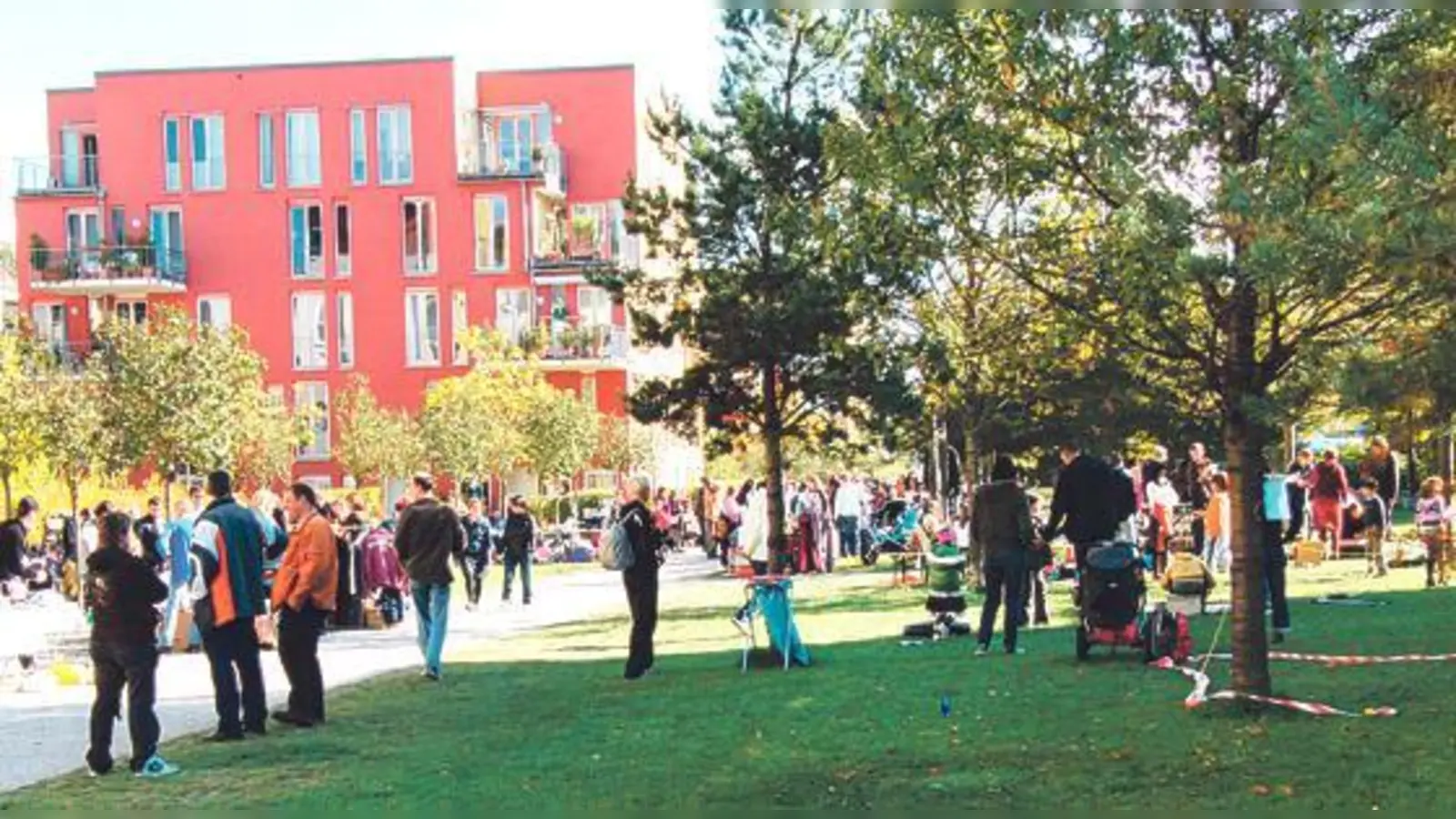 Nach einem tollen Auftakt im vergangenen Jahr findet heuer in der Parkstadt Schwabing wieder ein Flohmarkt statt. 	 (Foto: Privat)