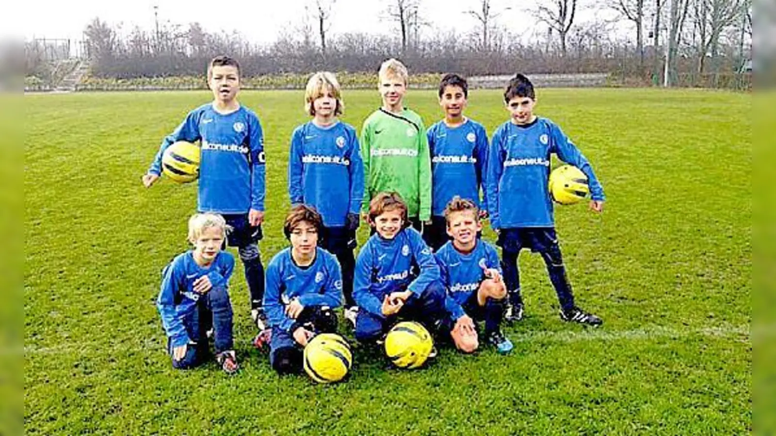 Volle Punktzahl, was will man mehr? Die glücklichen E 2-Kicker vom FC Phönix	 (Foto: FC Phönix)