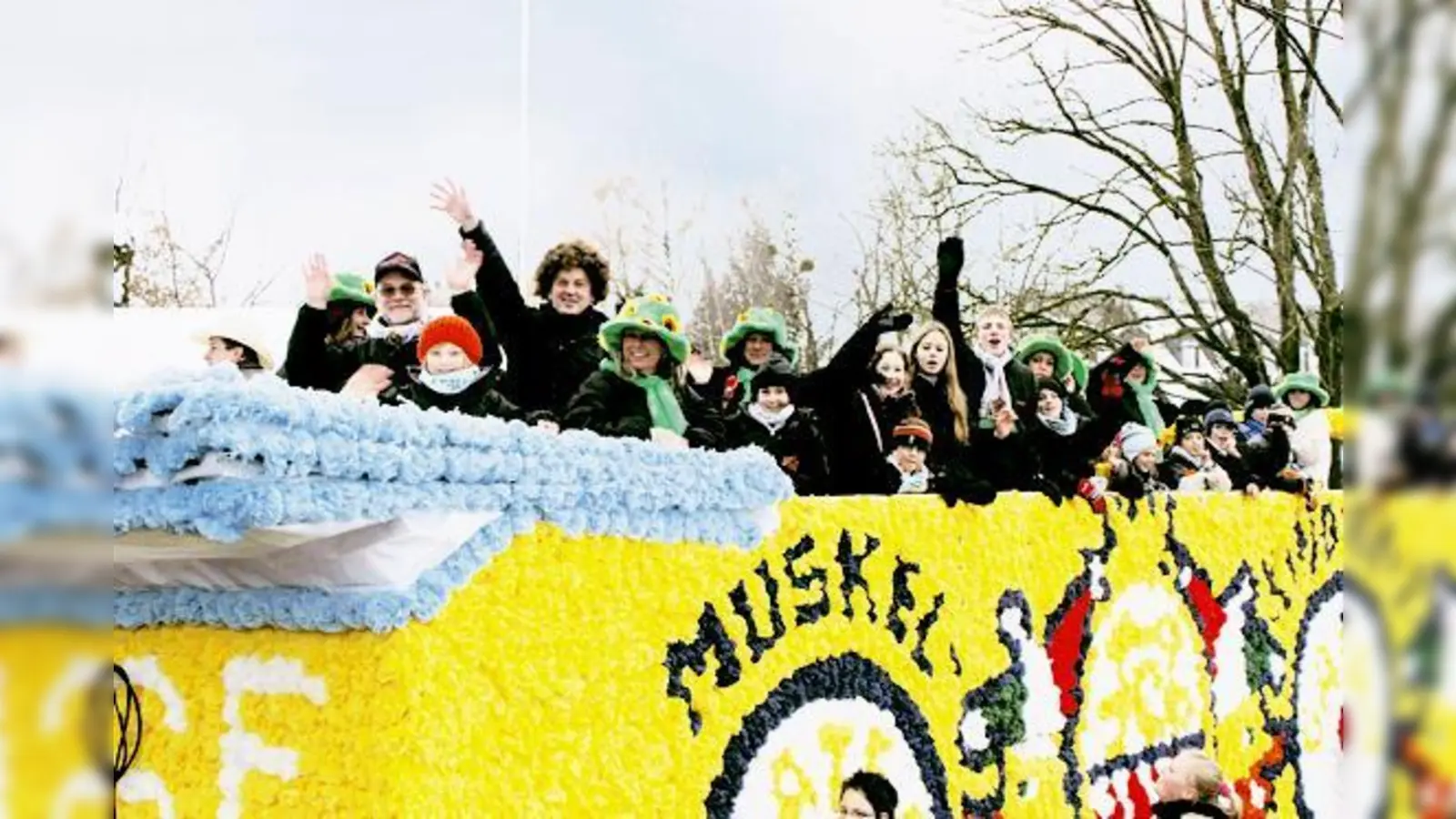 »Feringa Radau« heißt es am Sonntag wieder beim traditionellen Gaudiwurm der Feringa in Oberföhring. Die Dekoration der Wägen besteht aus gezupften Rosenservietten. 300 Mitglieder haben dafür Hand angelegt!	 (Foto: Feringa)