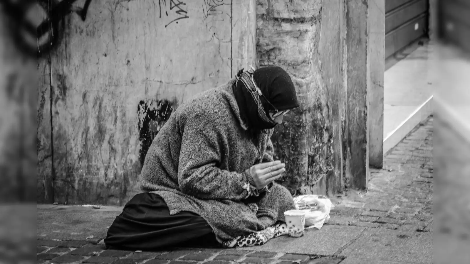 Anders als wohnungslose Männer sind wohnungslose Frauen deutlich seltener alleinstehend. Viele gründen Familien, haben Kinder. (Symbolbild: CC0)