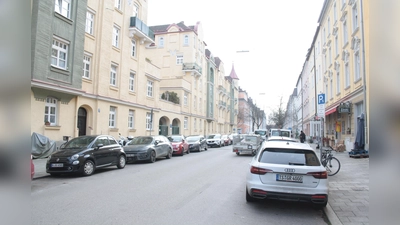 Die Daiserstraße vor dem Centro Espanol: Der Verkehr fließt auch künftig in beiden Richtungen. (Foto: job)