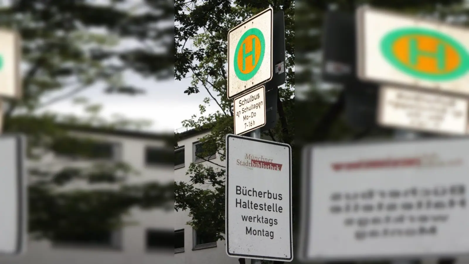 Die Bücherbusse haben an den Schulen ihre ausgewiesenen Haltestellen. (Foto: Archiv/ job)