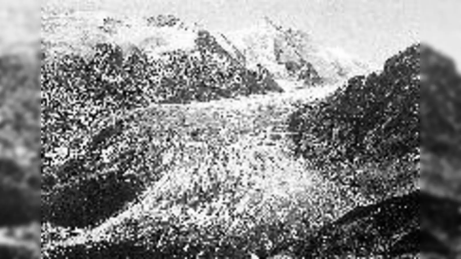 Bedrohte  (Foto: Die Gletscher in den Hochalpen  hier der Großglockner 1900.)