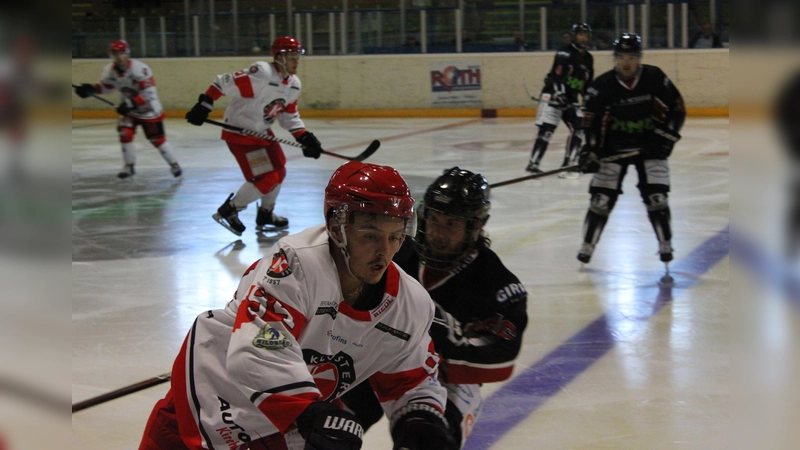 Ein Mann mit Torerfahrung: Raphael Kaefer wird auch in der kommenden Saison für den EHC Klostersee stürmen. (Foto: smg)