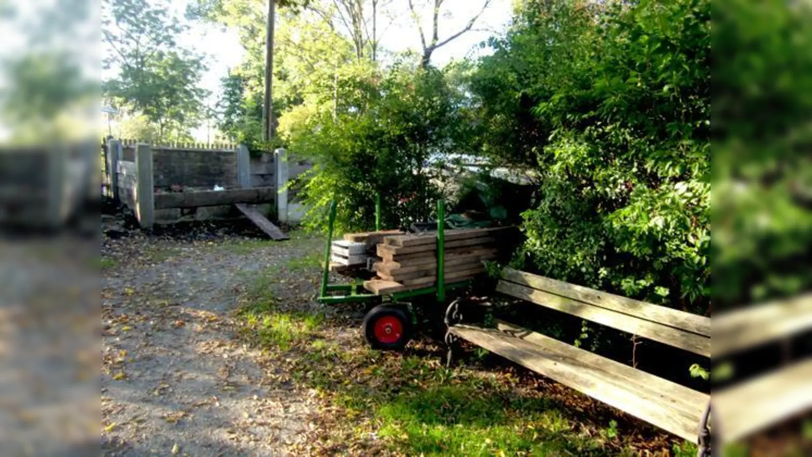 Die Missstände am Daglfinger Friedhof soll die Stadt auf Antrag des BA beheben.	 (Foto: ikb)