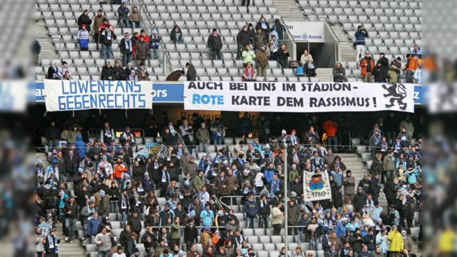 Löwenfans positionieren sich seit Jahren  die Kluboberen wollen nun folgen.  (Foto: A. Wild)