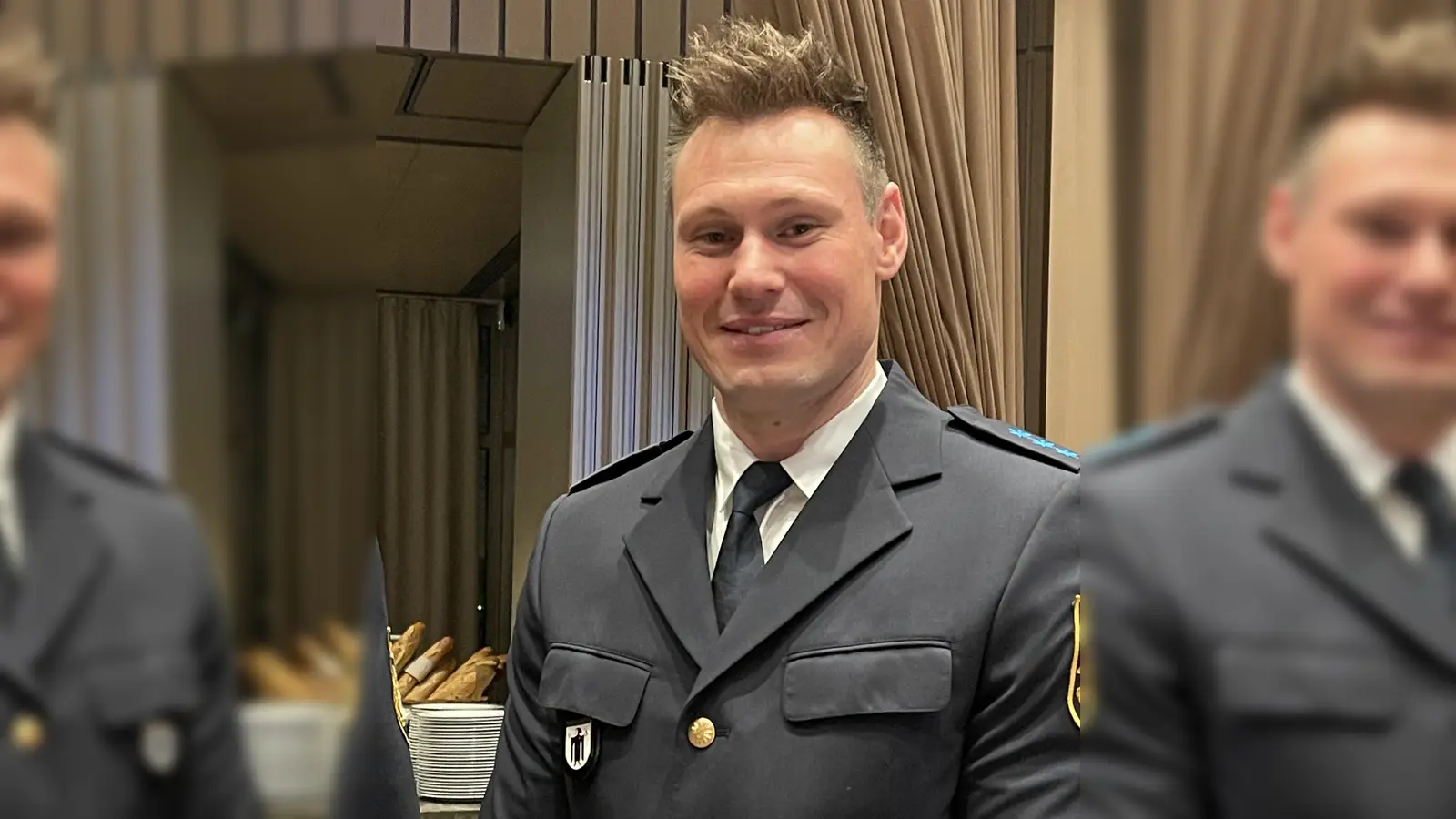 Der Kontaktbeamte für das Hachinger Tal, Benedict Zeisel, gibt Auskunft darüber, wie man sich vor Trickbetrügern schützen kann.  (Foto: hw)