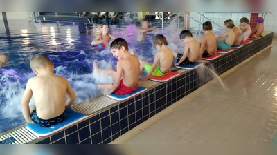 Die Kinder hatten viel Spaß beim Schwimmkurs des BRK Ebersberg. (Foto: brk ebersberg)