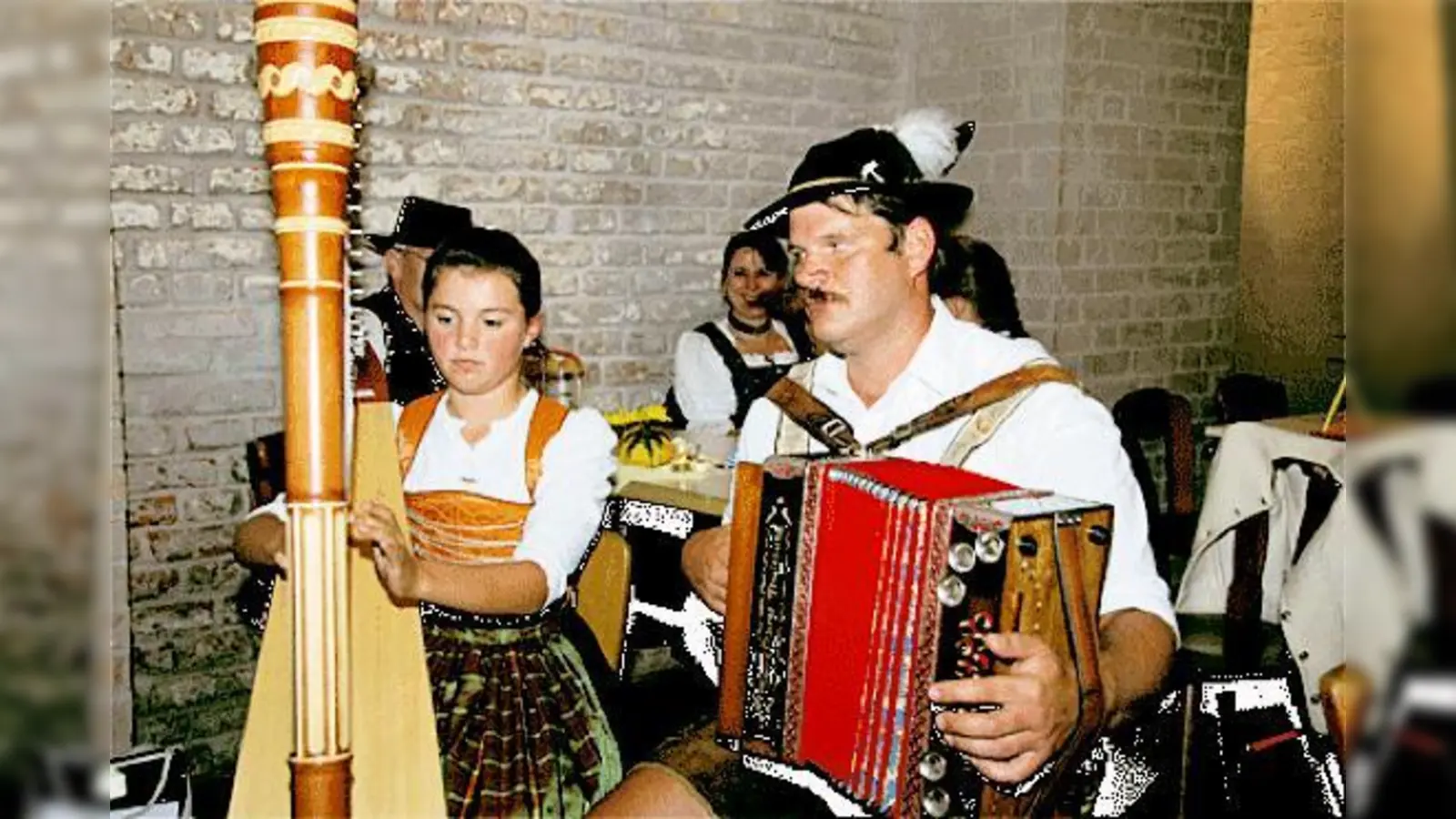 Traditionsgemäßes Volksliedersingen im Bürgersaal Ismaning.	 (Foto: VA)