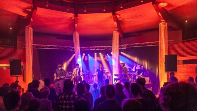 Die Band Road42 bringt am 14. November die Segenskirche zum Beben.  (Foto: Christian Boie)