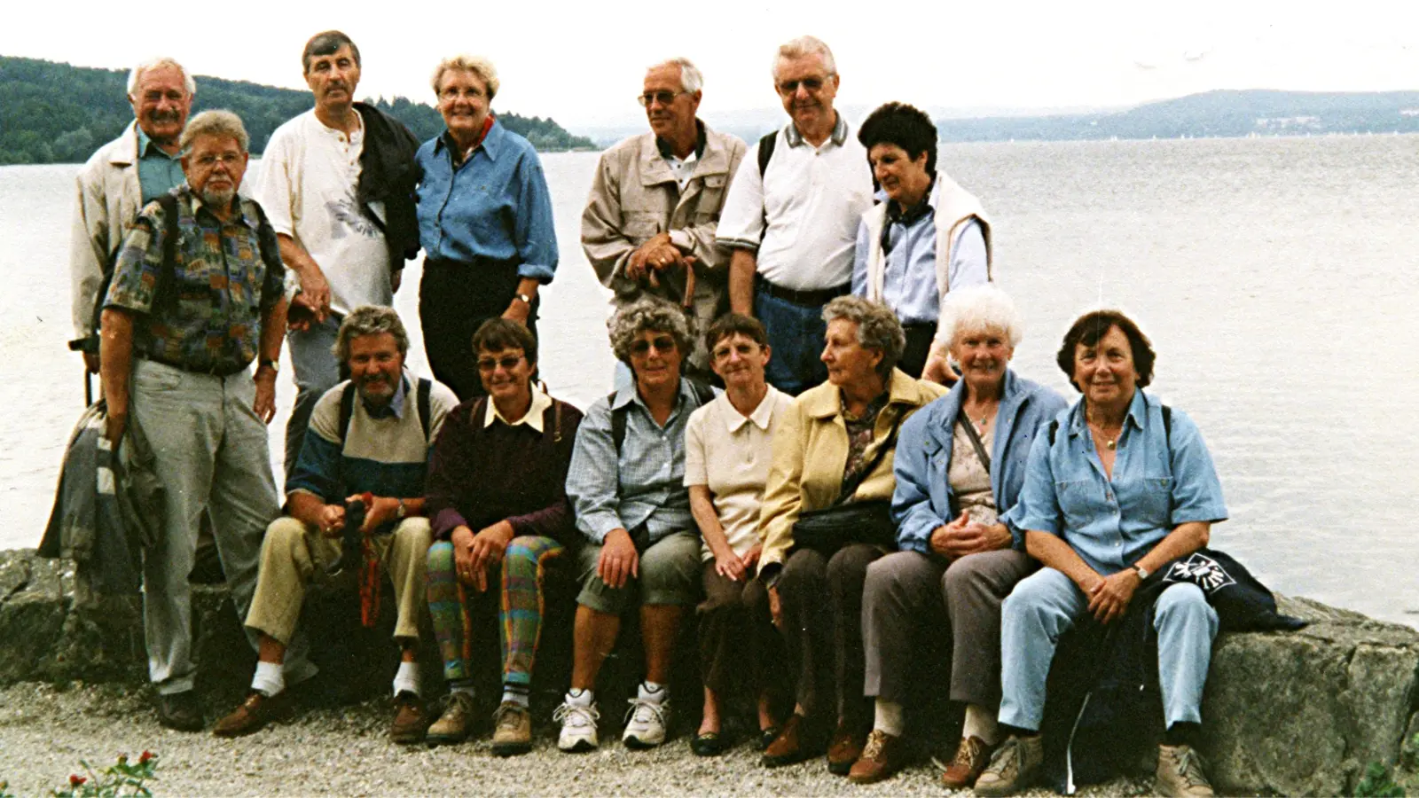 Vor 25 Jahren machte sich die Seniorenwandergruppe erstmals auf den Weg. Mit von der Partie waren Müller Jakob, Klein Siegfried, Bayerl Hans, Klein Christl, Hesse Wolfgang, Rohrbach Heinz, Rohrbach Hilde, Wildner Manfred, Wildner Margret, Grätzlmaier Paula, Kauder Gerlinde, Tobisch Gertrud, Stegmüller Stilla und Schlei Jarmila. (F: Thomas Schächtl)