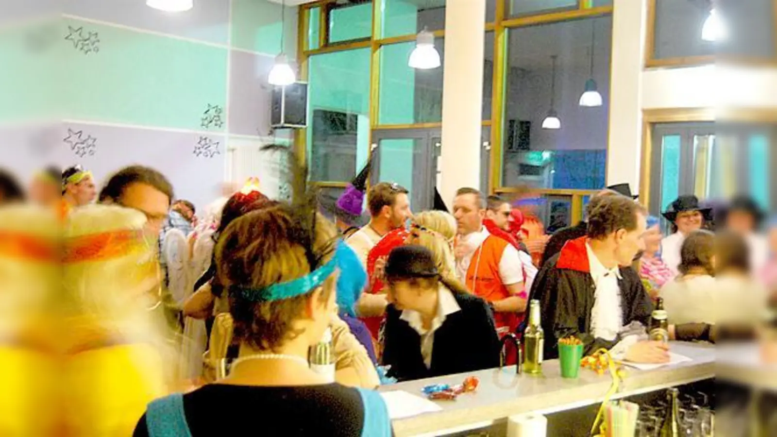 270 Gäste kamen ins Jugendzentrum Poing.	 (Foto: VA)