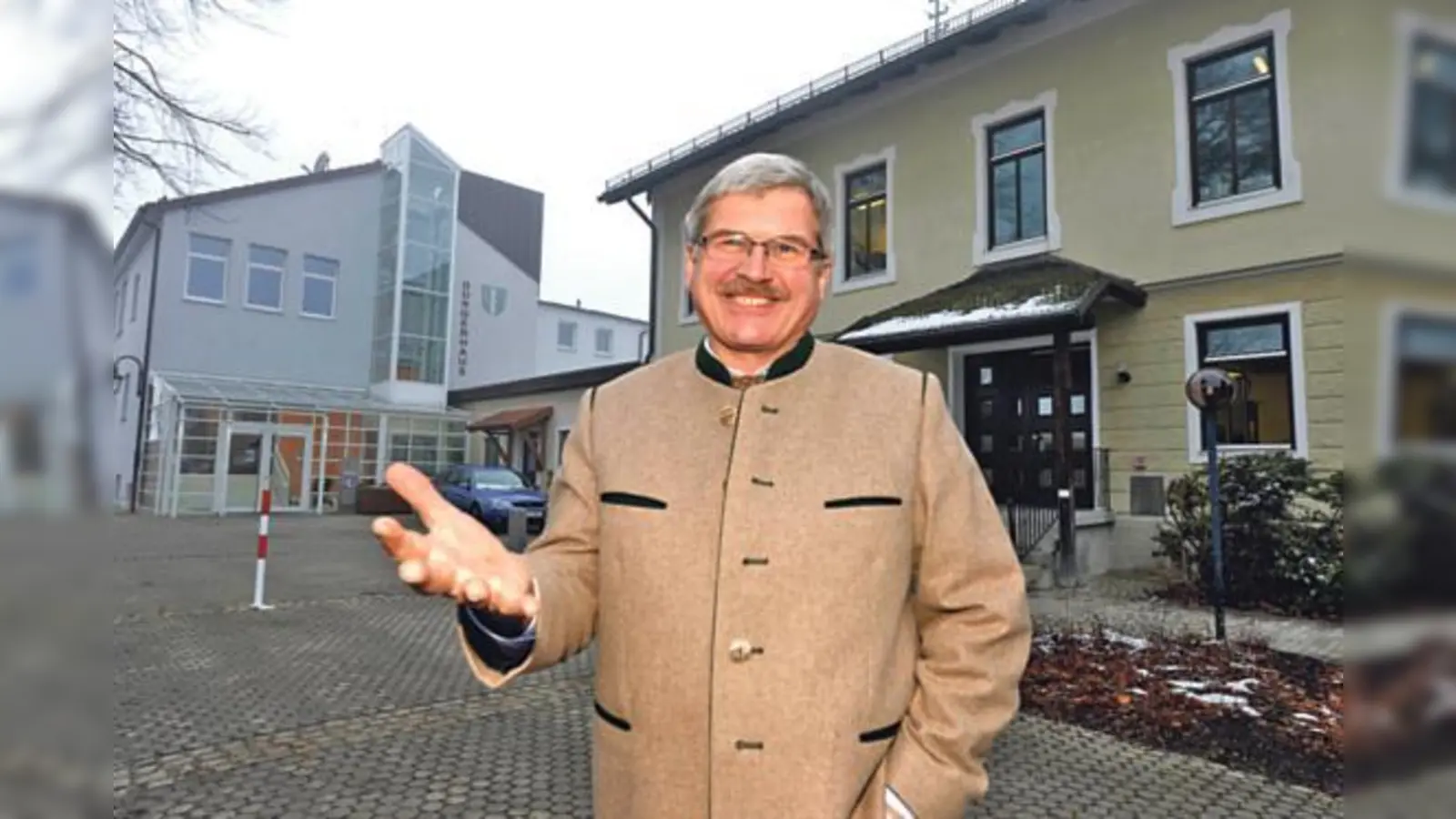 Bürgermeister Johann Eichler tritt zum dritten Mal in Folge ohne Gegenkandidaten bei der Kommunalwahl am 16. März an. 	 (Foto: Schunk)