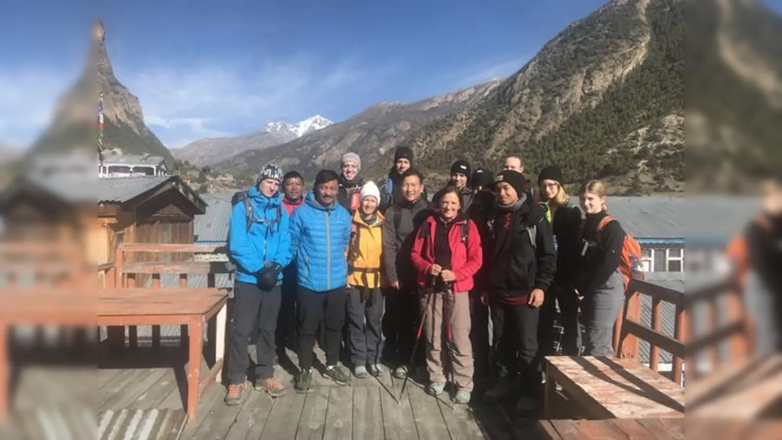 Acht Schüler haben im Oktober zusammen mit zwei Moosacher Lehrkräften die Partnerschulen in Nepal besucht. Dies ganze geschah im Rahmen des Wahlunterrichts Lernen im Leben - Wir helfen in Nepal.  (Foto: VA)