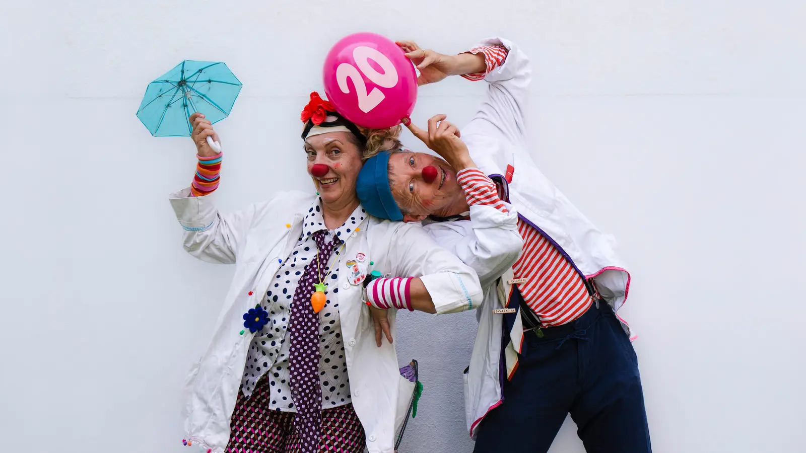 Bereits seit 20 Jahren zaubern die KlinikClowns kranken Menschen in Starnberg ein Lächeln ins Gesicht. (Foto: Susanne Heiker)