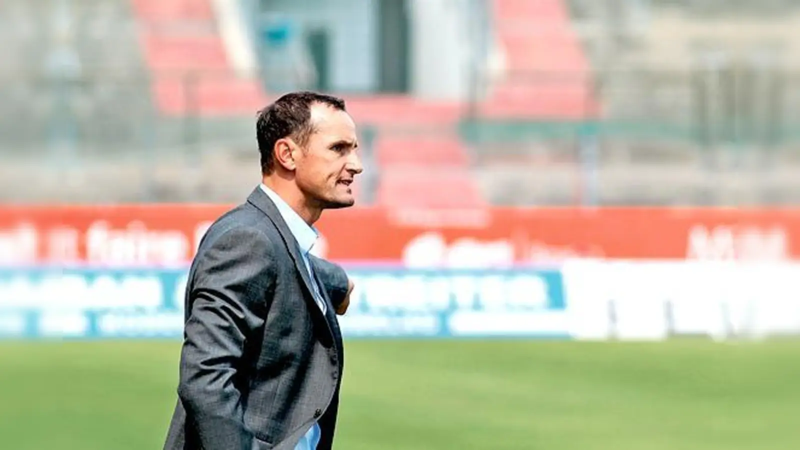 Ohne den letzten Biss: Trainer Heiko Herrlich musste mit Unterhaching die erste Saisonniederlage einstecken.	 (Foto: Glasl)