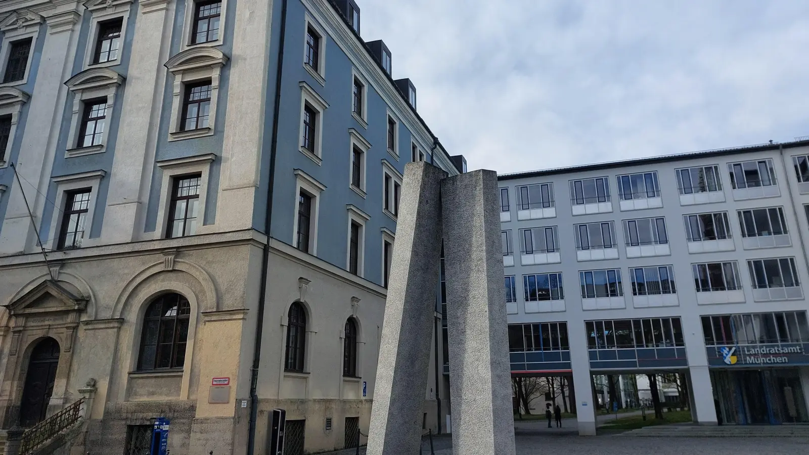 Die Integrationsberatung des Landratsamts München (Bild) ist nun auch online für Ratsuchende erreichbar.  (Foto: bas)